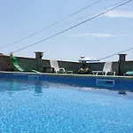 Ferienhaus евита - град