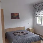 евита - град *