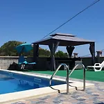 евита - град *