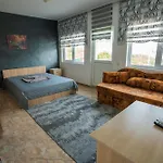 евита - град Ferienhaus