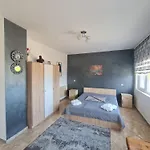 Ferienhaus евита - град *