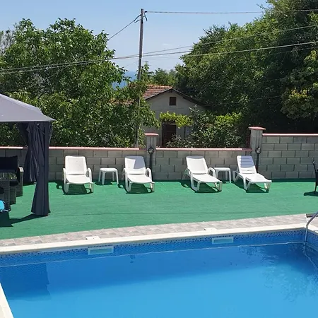 евита 1- град *