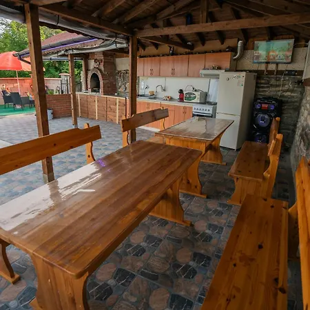 евита - град Holiday home