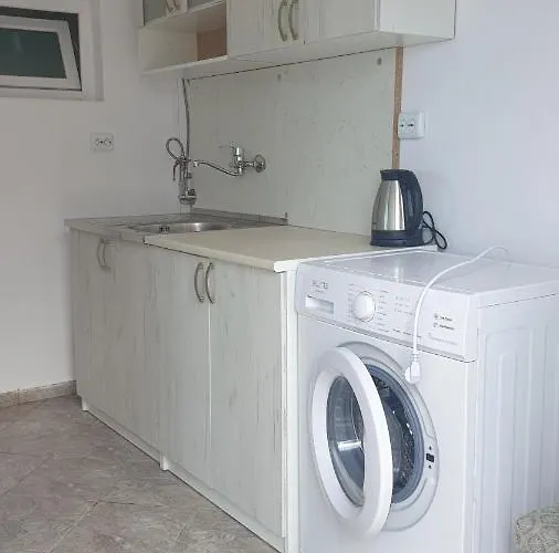 евита - град *