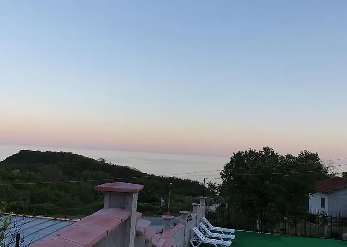 евита - град *