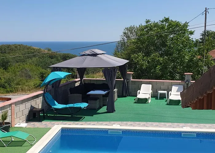 евита - град *