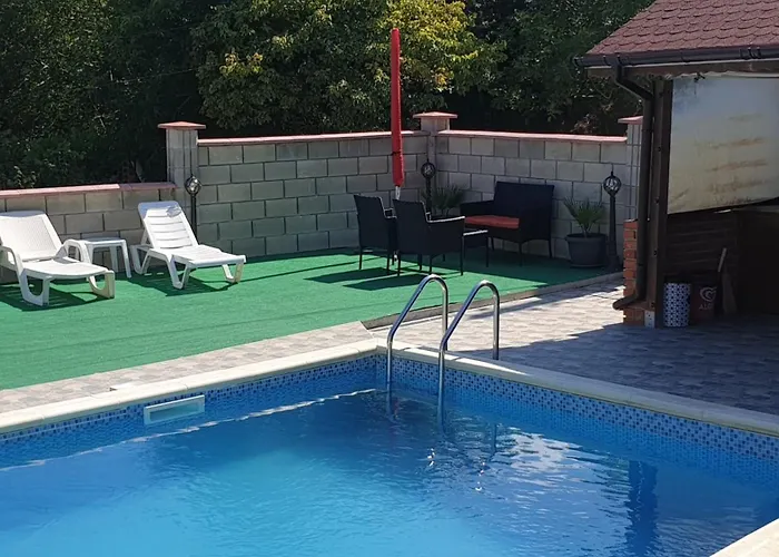 Holiday home евита - град *