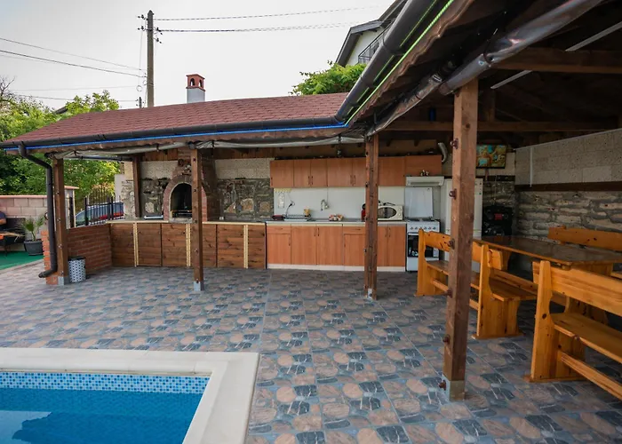 Holiday home евита - град